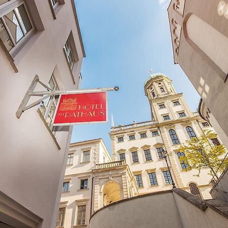 Hotel Am Rathaus Augusta Esterno foto